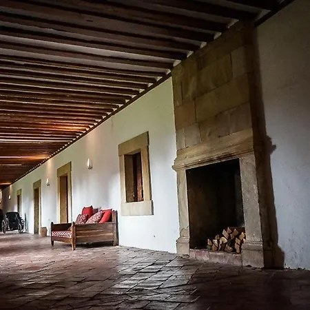 Casa Fuerte San Gregorio I Almarza